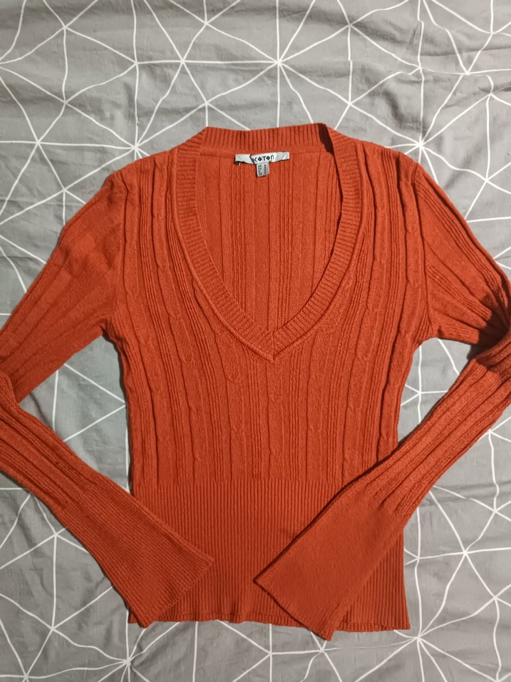 Koyu Kiremit rengi V Yakalı Örgü Kadın Kazak - Görsel 2