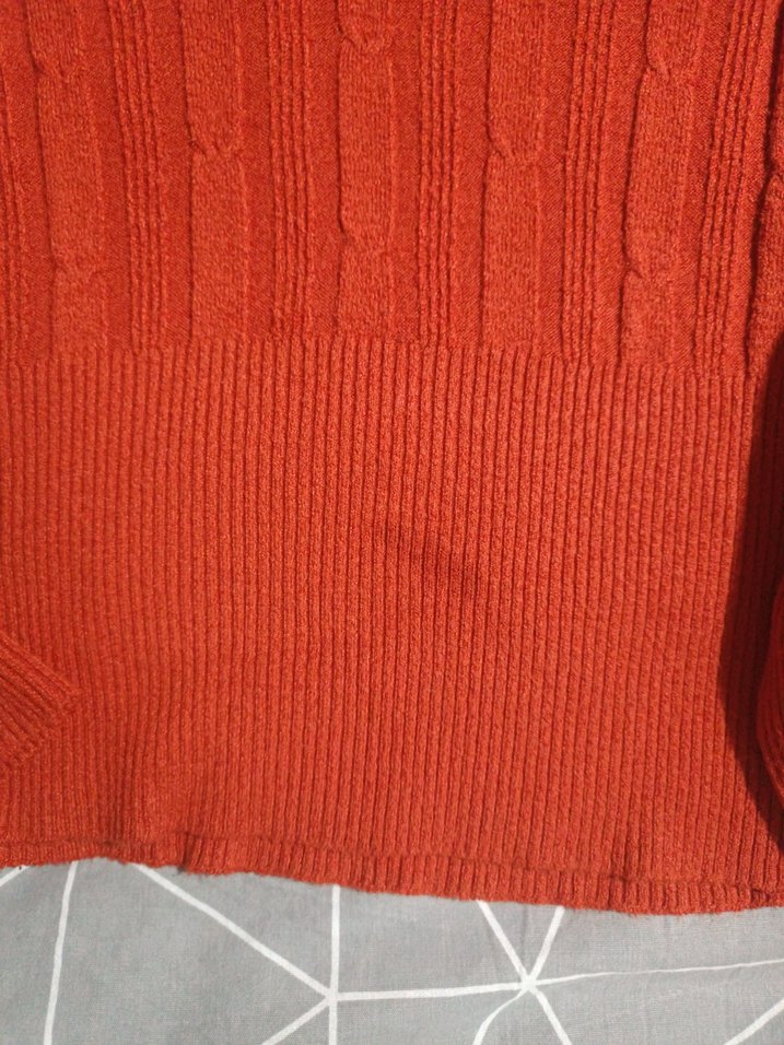 Koyu Kiremit rengi V Yakalı Örgü Kadın Kazak - Görsel 4