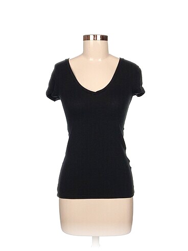 Diğer T-shirt %70 İndirimli.