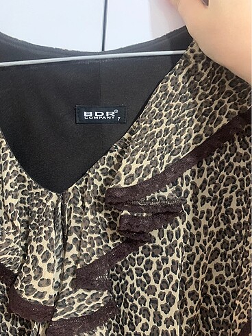 Diğer ŞİFON LEOPAR DETAYLI BÜYÜK BEDEN ELBİSE
