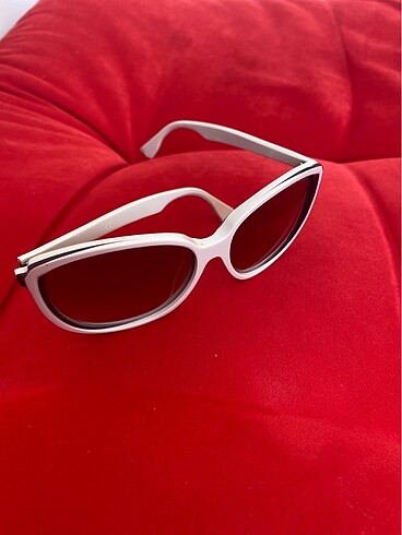 Emporio Armani Güneş gözlüğü