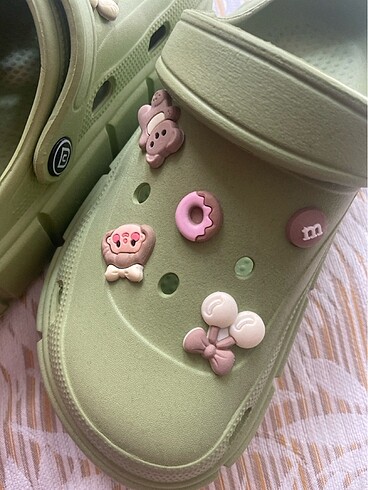 38 Beden Crocs-Terlik