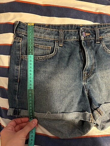 36 Beden lacivert Renk H&m jean şort