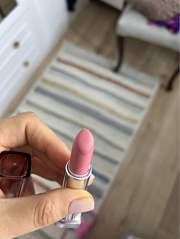 Beden pembe Renk Maybelline ruj
