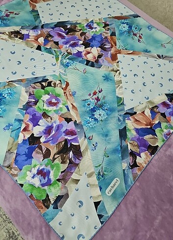 Cacharel twill ipek eşarp 