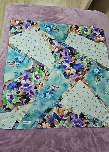  Beden çeşitli Renk Cacharel twill ipek eşarp 