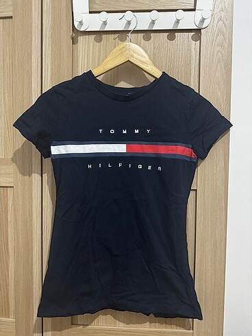 Tommy hilfiger tshirt