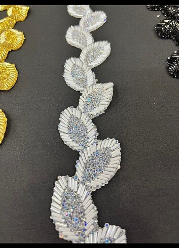 Yapıştırma Yaprak Motifli Şerit (1m) - Görsel 3