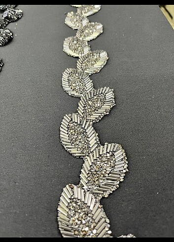 Yapıştırma Yaprak Motifli Şerit (1m) - Görsel 4