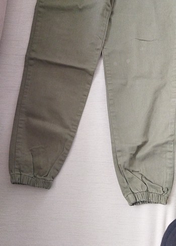 Erkek Çocuk Bej Rahat Kesim Pantolon - Görsel 2