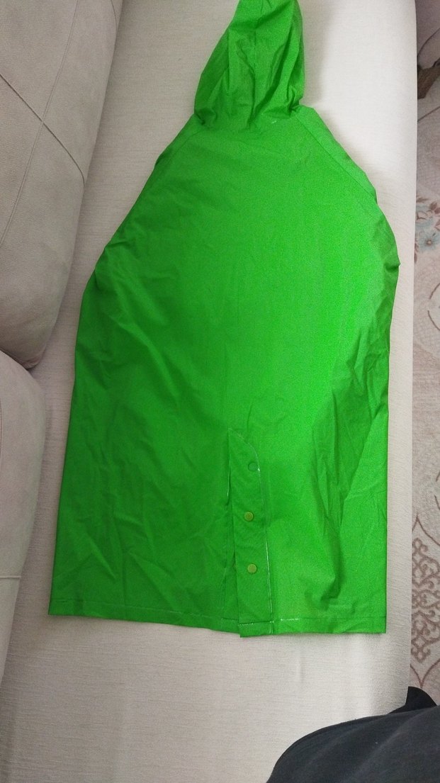 Erkek çocuk Yeşil Uzun Düğmeli Yağmurluk - Görsel 2