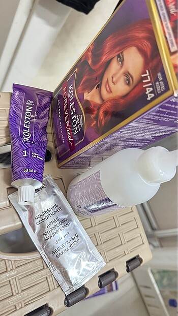 Kızıl tonlarında karışık 4 adet  saç boyaları - Görsel 5