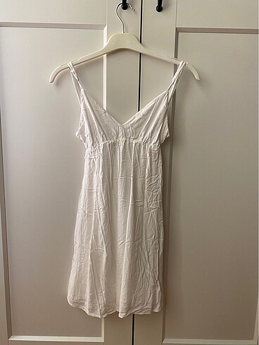 bershka elbise