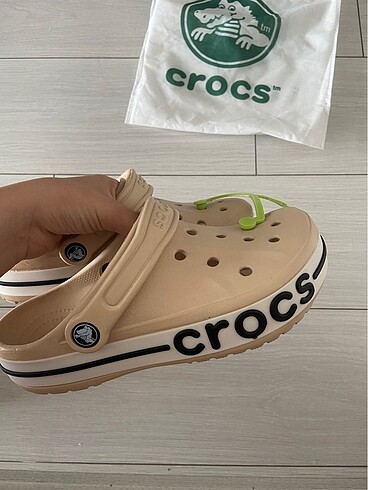 37 Beden Crocs