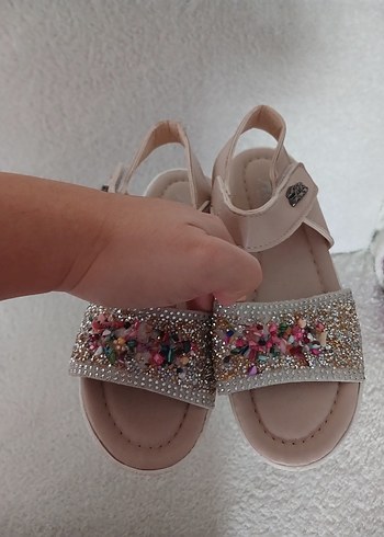 Boncuk İşlemeli Pembe Bohem Kız Sandalet - Görsel 3