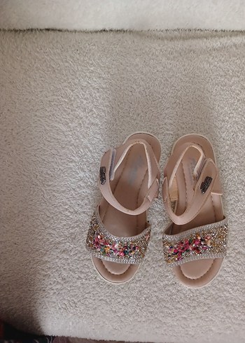 Boncuk İşlemeli Pembe Bohem Kız Sandalet - Görsel 2