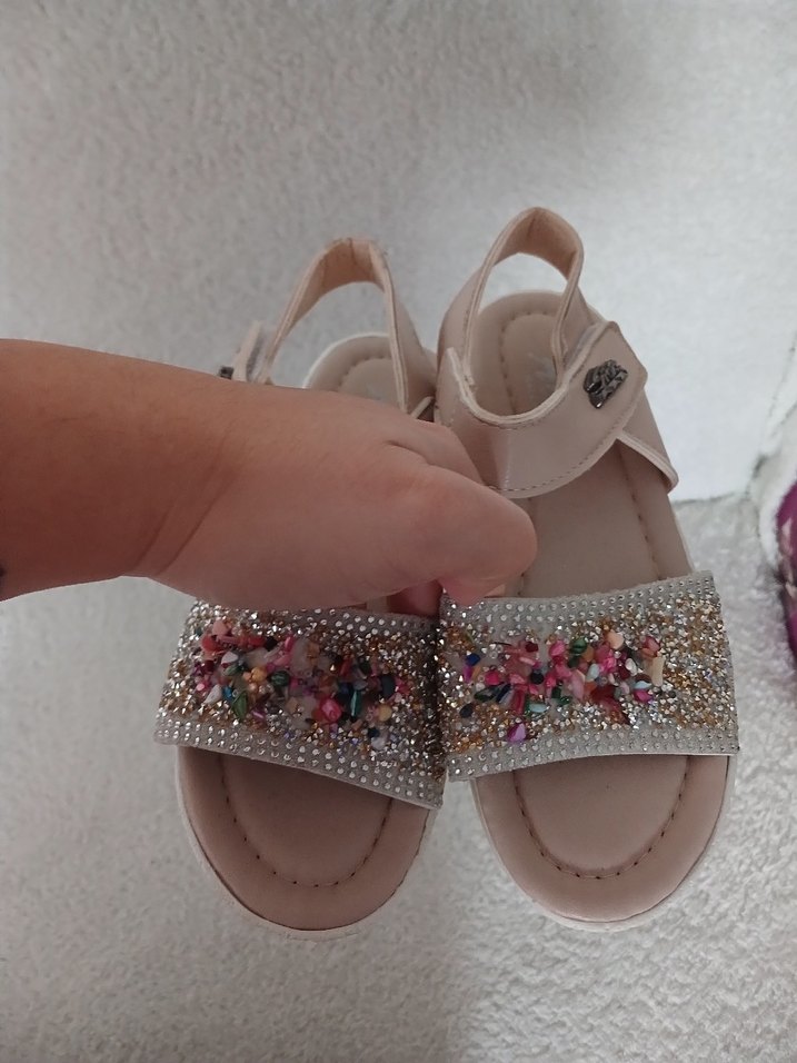 Boncuk İşlemeli Pembe Bohem Kız Sandalet - Görsel 3