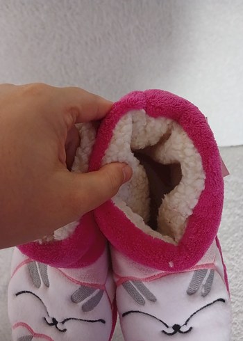 Kızlar için Pembe Peluş Ev Terliği - Görsel 3