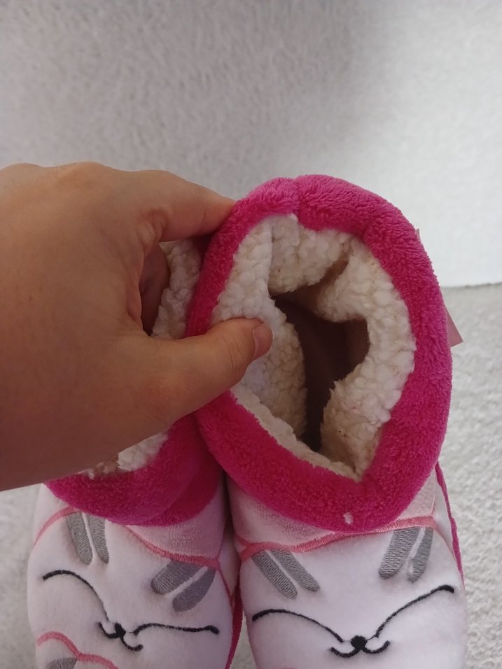 Kızlar için Pembe Peluş Ev Terliği - Görsel 3