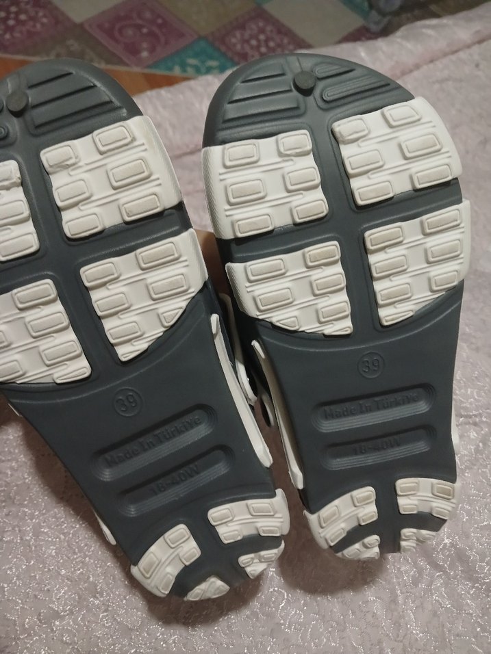 Gri kadin Terlik, Kaydırmaz Tabanlı - Görsel 3