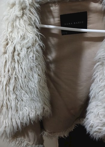 Bej Peluş Detaylı Midi Yün Yelek - Görsel 4