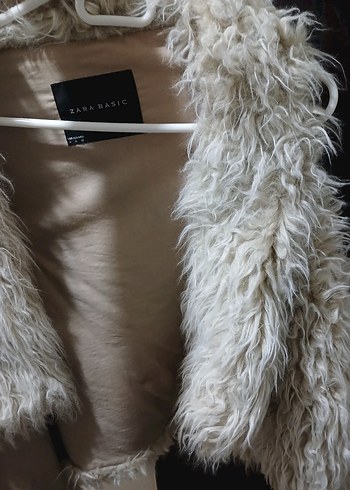 Bej Peluş Detaylı Midi Yün Yelek - Görsel 5