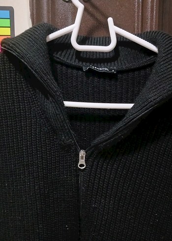 Siyah Yarım Fermuarlı Kolsuz Örgü Kazak - Görsel 3