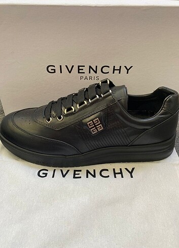 41 Beden siyah Renk Givenchy 