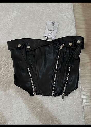 Bershka crop