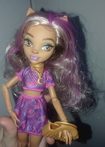 Monster high Clawdeen wolf oyuncak bebek - Görsel 2