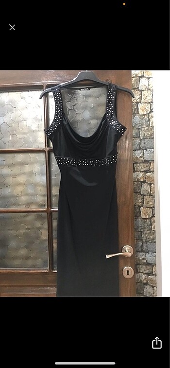 Taşlı elbise