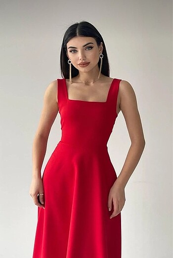 Kırmızı elbise - Görsel 7