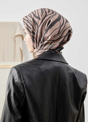  Beden Freshscarfs ZEBRA DESEN PAMUK İPEK EŞARP 