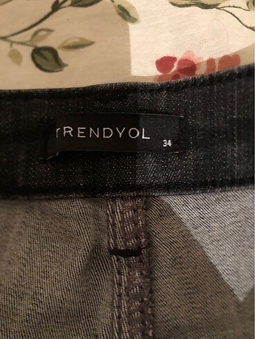xs Beden Trendyol jean