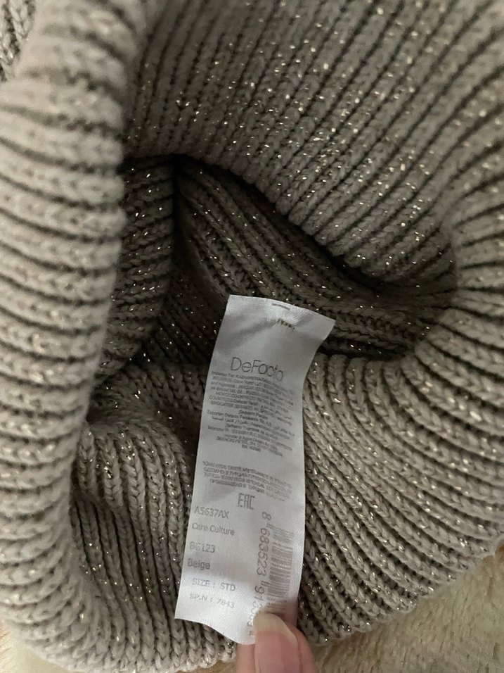 Bej Renkli Örgü Street Wear Kadın Bere - Görsel 2