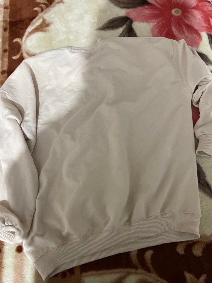 Beyaz Baskılı Kadın Sweatshirt - Görsel 3