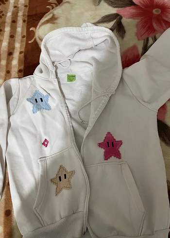 Nakışlı Düğmeli Beyaz Kadın Sweatshirt - Görsel 3