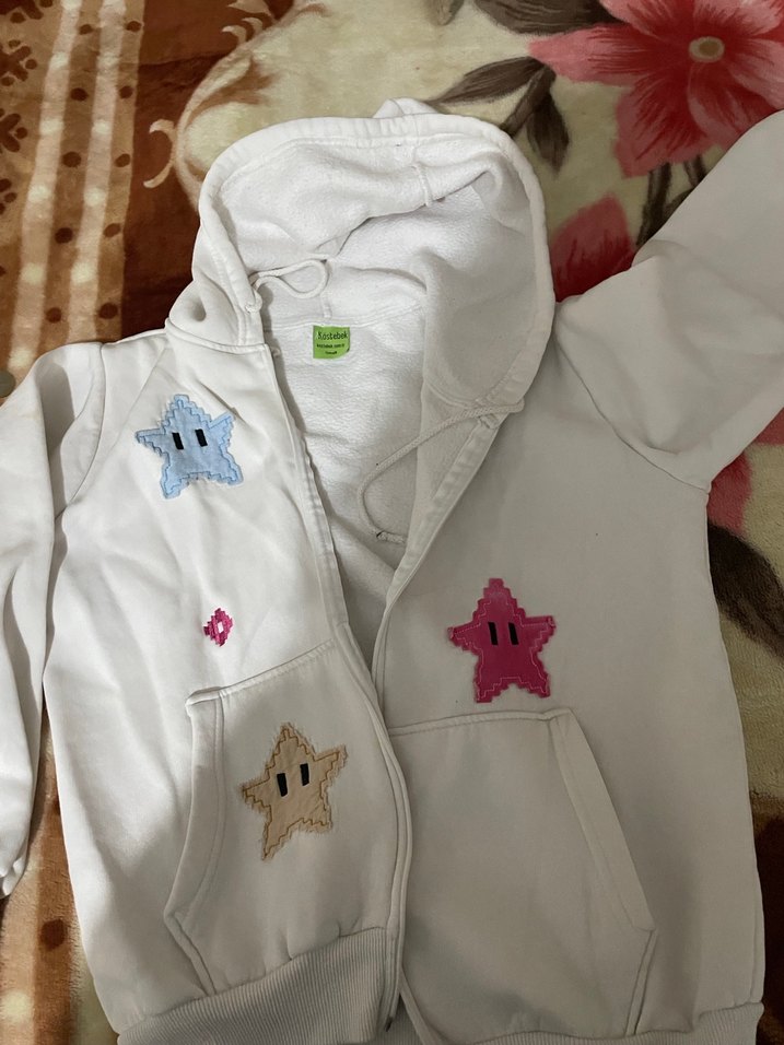 Nakışlı Düğmeli Beyaz Kadın Sweatshirt - Görsel 3