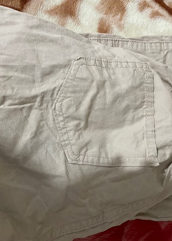 Düğmeli Bej Rahat Kesim Keten Pantolon - Görsel 4