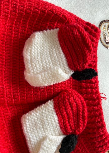 Nakışlı Örgü Kız Bebek Takımı - Görsel 2