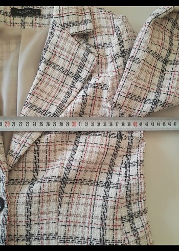 Düğmeli Kısa Kesim Ekose Desenli Kadın Blazer etek takım - Görsel 7