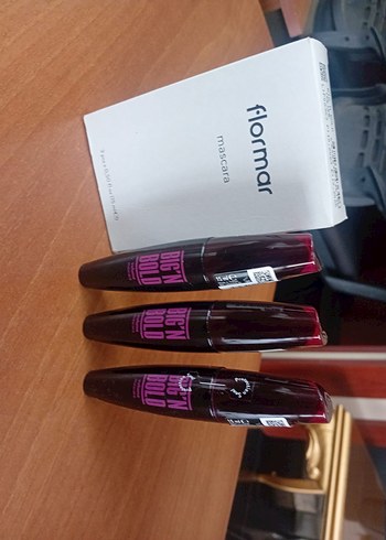 Flormar Siyah Big N Bold Hacim Veren Maskara - Görsel 4