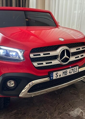 Mercedes x-claas akülü araba