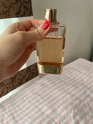 Chloe love edp