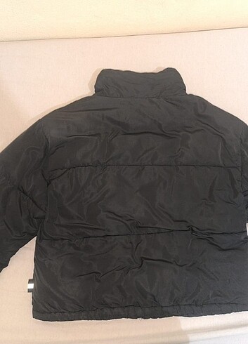 m Beden Pull and bear şişme mont