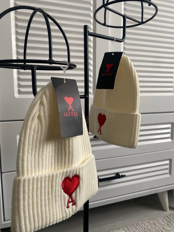 Beyaz Örgü Kadın Bere - Görsel 2