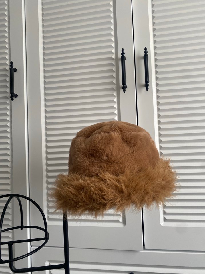 Kahverengi Kürklü Kadın Şapka - Görsel 3