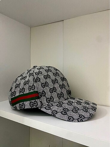 Gucci şapka