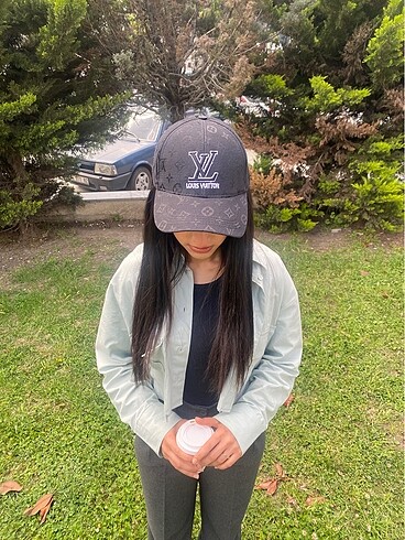 Louis vuitton şapka
