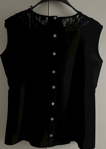 Siyah Pileli Kolsuz Bluz - Görsel 2